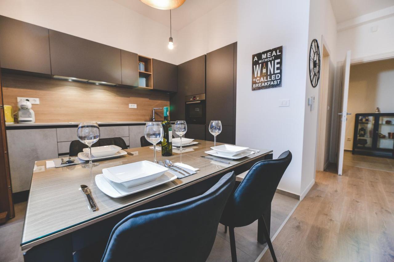 Luxury Apartment Antonia In The City Centre Rijeka Bagian luar foto